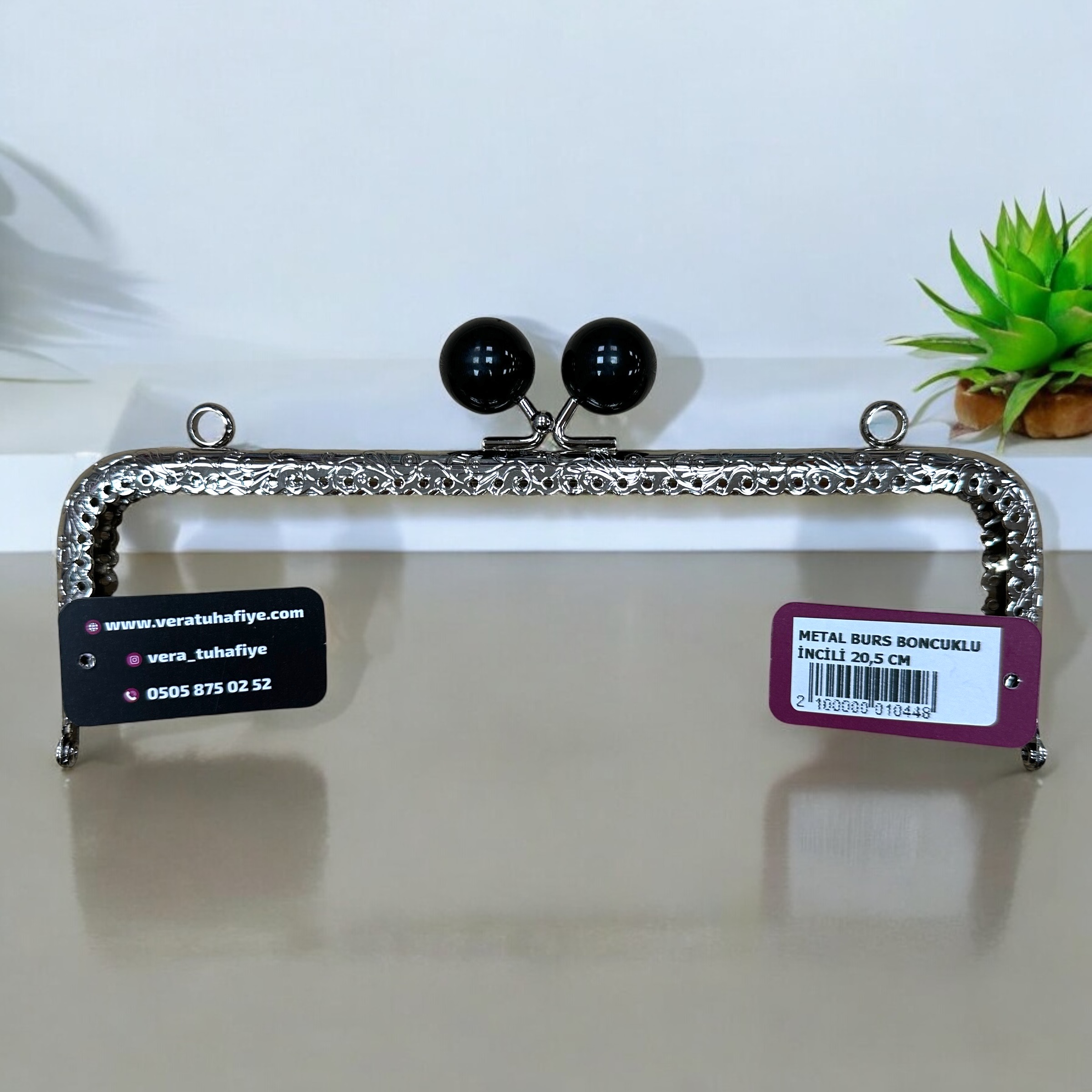 20.5 CM DİKMELİ BONCUKLU